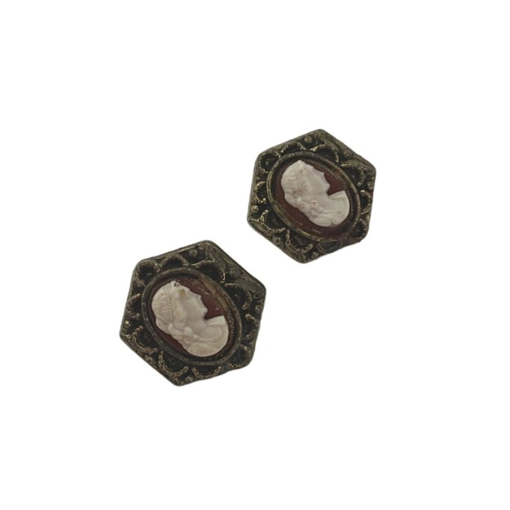 Vintage Nemo Cameo Screw Back Earrings Dark Cooper tone Victorian Retro Style